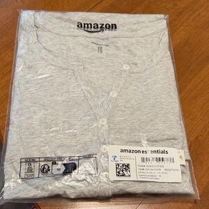 Amazon Essentials Men's Light Gray Long Sleeve Henley